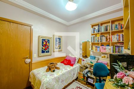 Apartamento à venda com 138m², 3 quartos e 3 vagasSuíte 2