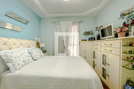 Apartamento à venda com 138m², 3 quartos e 3 vagasSuíte 1