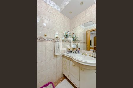 Apartamento à venda com 138m², 3 quartos e 3 vagasBanheiro da Suíte 2