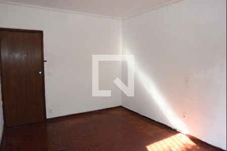 Quarto 1 de casa para alugar com 2 quartos, 120m² em Vila Marari, São Paulo