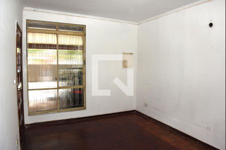 Sala de casa para alugar com 2 quartos, 120m² em Vila Marari, São Paulo