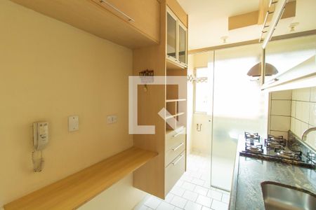 Apartamento para alugar com 44m², 2 quartos e 1 vagaCozinha - Armários