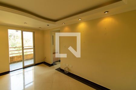 Sala de apartamento para alugar com 2 quartos, 44m² em Jardim Sabiá, Cotia