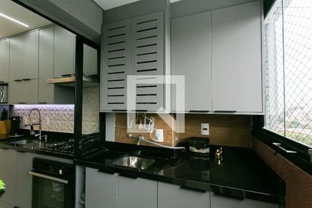 Apartamento à venda com 60m², 2 quartos e 1 vagaÁrea de Serviço