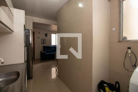 Apartamento à venda com 42m², 2 quartos e 1 vaga Apartamento à venda com 42m², 2 quartos e 1 vagaCozinha e Área de Serviço