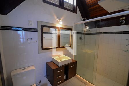 Casa à venda com 100m², 3 quartos e 2 vagasBanheiro