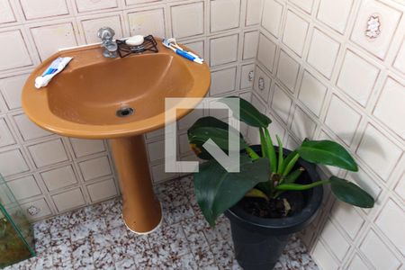 Casa à venda com 240m², 2 quartos e sem vaga Casa à venda com 240m², 2 quartos e sem vagaBanheiro