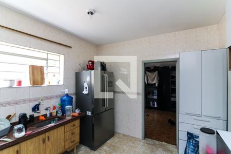 Casa à venda com 240m², 2 quartos e sem vaga Casa à venda com 240m², 2 quartos e sem vagaCozinha