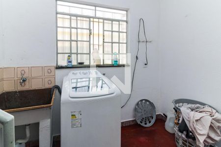 Casa à venda com 240m², 2 quartos e sem vaga Casa à venda com 240m², 2 quartos e sem vagaÁrea de Serviço