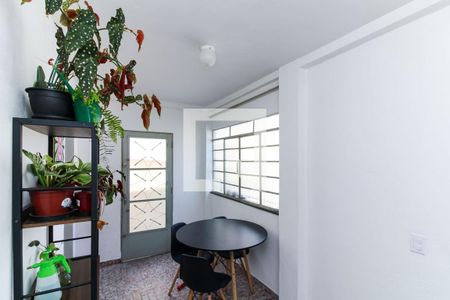 Sala de Entrada de casa à venda com 2 quartos, 90m² em Sítio do Morro, São Paulo