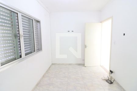 Quarto 1 de casa para alugar com 2 quartos, 250m² em Jardim das Flores, Osasco