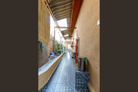 Casa à venda com 295m², 5 quartos e 2 vagasCorredor