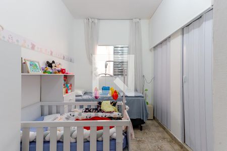 Casa à venda com 295m², 5 quartos e 2 vagasQuarto 2