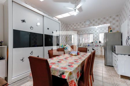 Casa à venda com 295m², 5 quartos e 2 vagasCozinha