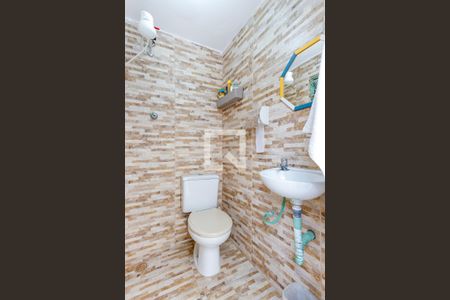 Casa à venda com 295m², 5 quartos e 2 vagasBanheiro de Serviço