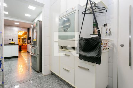 Apartamento à venda com 230m², 4 quartos e 3 vagasÁrea de serviço