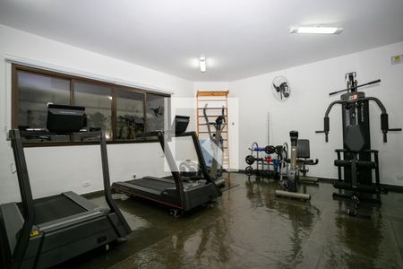 Apartamento à venda com 230m², 4 quartos e 3 vagasÁrea comum - Academia