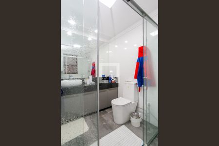 Apartamento à venda com 230m², 4 quartos e 3 vagasBanheiro da suíte 2