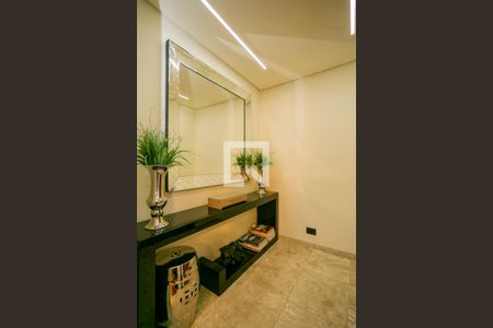 Apartamento à venda com 230m², 4 quartos e 3 vagasHall social