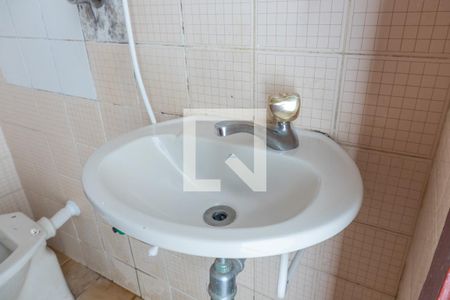 Banheiro Social de kitnet/studio para alugar com 1 quarto, 32m² em Asa Norte, Brasília