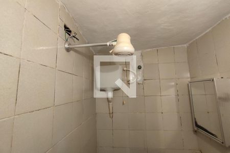 Casa para alugar com 60m², 1 quarto e sem vaga