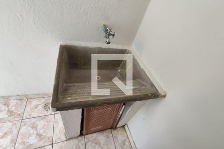 Casa para alugar com 60m², 1 quarto e sem vaga