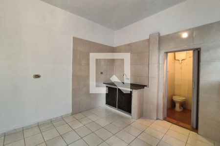 Casa para alugar com 60m², 1 quarto e sem vaga