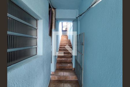 Casa para alugar com 60m², 1 quarto e sem vaga