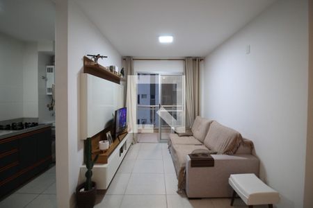 Sala de apartamento para alugar com 2 quartos, 68m² em Todos Os Santos, Rio de Janeiro