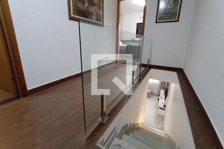 Casa à venda com 210m², 2 quartos e 2 vagasHall Quartos