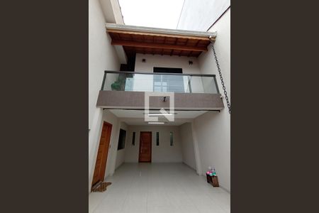 Casa à venda com 210m², 2 quartos e 2 vagasFachada