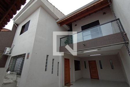 Casa à venda com 210m², 2 quartos e 2 vagasFachada