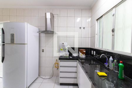 Casa à venda com 170m², 3 quartos e 2 vagasCozinha