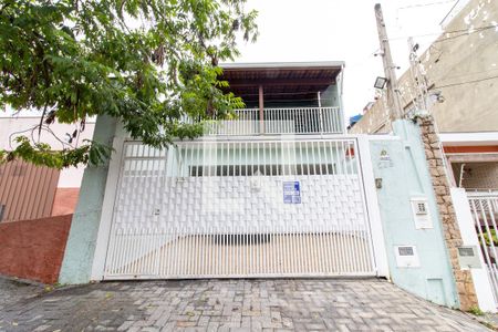 Casa à venda com 170m², 3 quartos e 2 vagasFachada