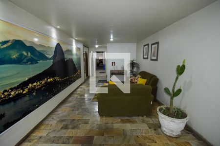 Apartamento à venda com 62m², 2 quartos e 1 vagaHall de entrada
