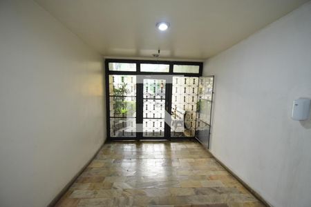 Apartamento à venda com 62m², 2 quartos e 1 vagaPortaria