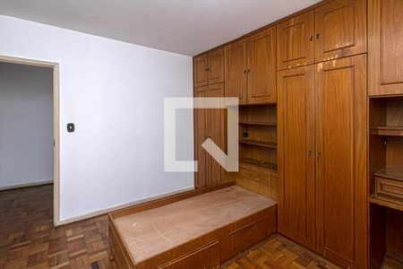 Casa à venda com 220m², 3 quartos e 2 vagasQuarto