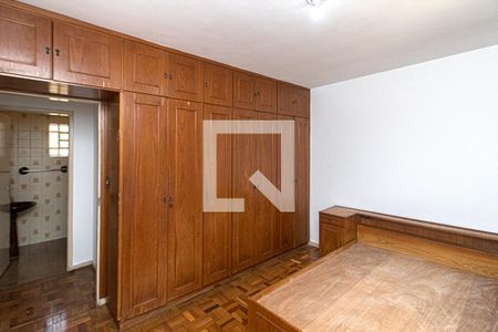 Casa à venda com 220m², 3 quartos e 2 vagasQuarto 2