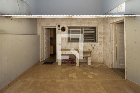 Casa à venda com 220m², 3 quartos e 2 vagasÁrea de Serviço