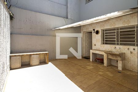 Casa à venda com 220m², 3 quartos e 2 vagasÁrea de Serviço