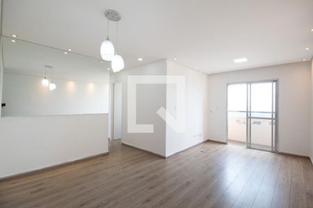 Sala de apartamento para alugar com 3 quartos, 65m² em Continental, Osasco