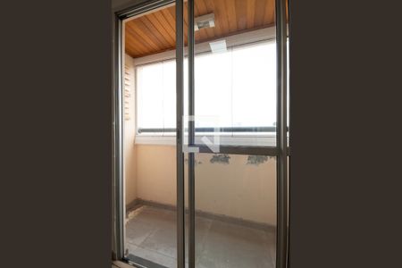 Sacada de apartamento para alugar com 3 quartos, 65m² em Continental, Osasco