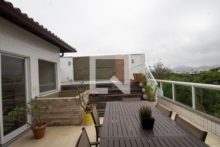 Apartamento à venda com 344m², 4 quartos e 4 vagasCobertura