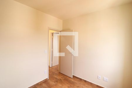 Quarto de apartamento à venda com 2 quartos, 53m² em Parque Maria Domitila, São Paulo