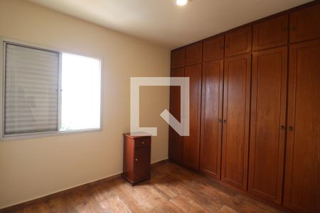 Quarto de apartamento à venda com 2 quartos, 53m² em Parque Maria Domitila, São Paulo