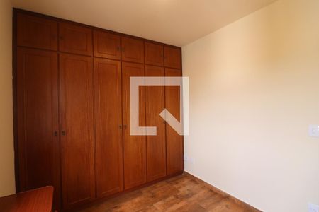 Quarto de apartamento à venda com 2 quartos, 53m² em Parque Maria Domitila, São Paulo
