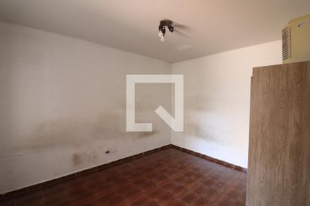 Casa à venda com 90m², 3 quartos e 2 vagasQuarto 3