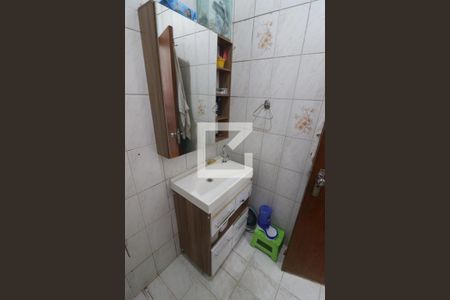 Casa à venda com 90m², 3 quartos e 2 vagasBanheiro 2