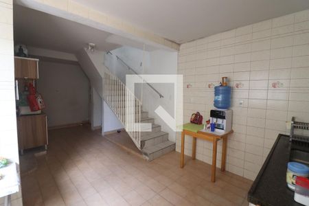 Casa à venda com 90m², 3 quartos e 2 vagasCozinha