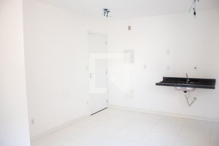 Sala de apartamento à venda com 2 quartos, 43m² em Vila Medeiros, São Paulo